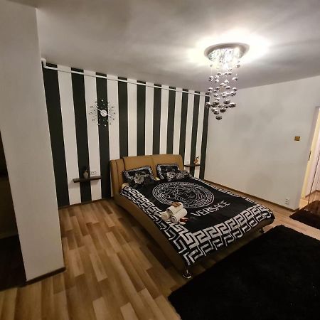 Apartament Cristina Ντέβα Εξωτερικό φωτογραφία