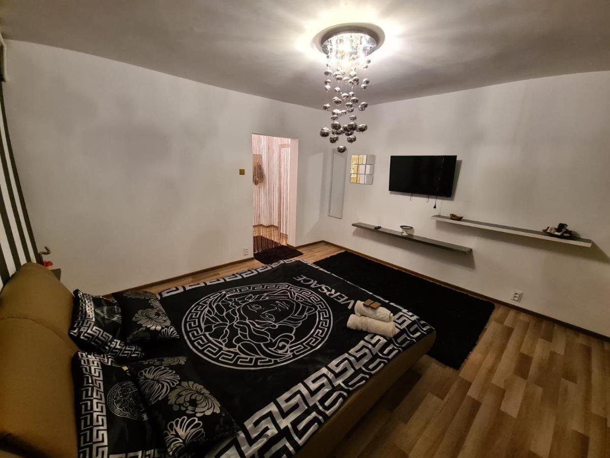 Apartament Cristina Ντέβα Εξωτερικό φωτογραφία
